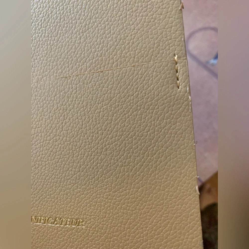 Small note book - Picture 2 of 14